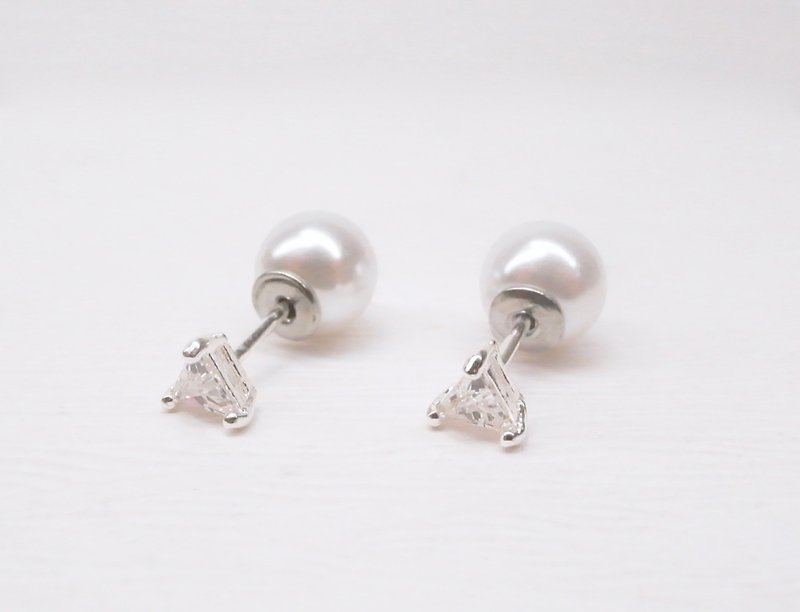 Silver[Silver wool small triangular Stone earrings imitation pearls after one pair buckle] - สร้อยข้อมือ - เงินแท้ สีเงิน