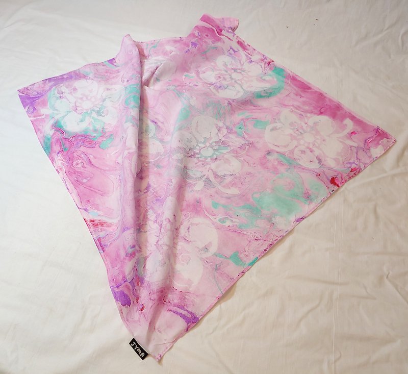 Spring Wave---Dyeing Printed Square Scarf - ผ้าพันคอถัก - ผ้าฝ้าย/ผ้าลินิน 