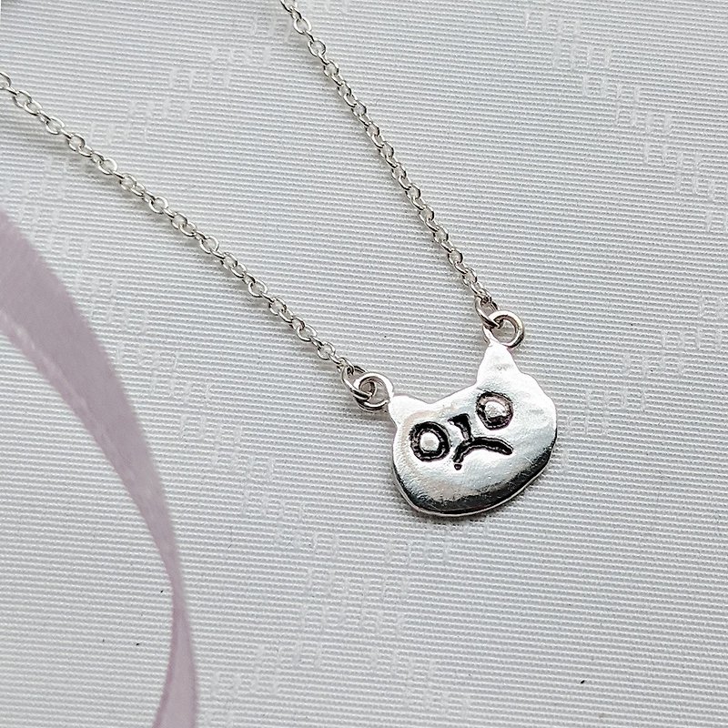 PET// Unhappy Cat Necklace / kitty/ cat face/ Animal - Necklaces - Other Metals Silver