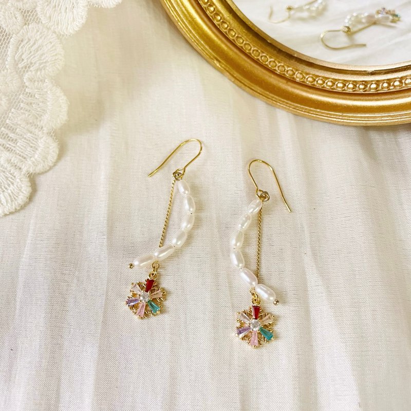 Vibrant Snowflake Pearl Tassel Earrings - Earrings & Clip-ons - Pearl 