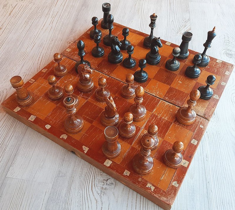 Old Russian chess set 1950s vintage wooden Soviet weighted chessmen antique - 桌遊/卡牌 - 木頭 