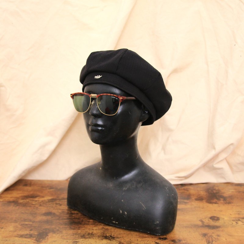 Back to Green:: 復古報童帽 正黑 小logo d-48//vintage hat - 帽子 - 棉．麻 