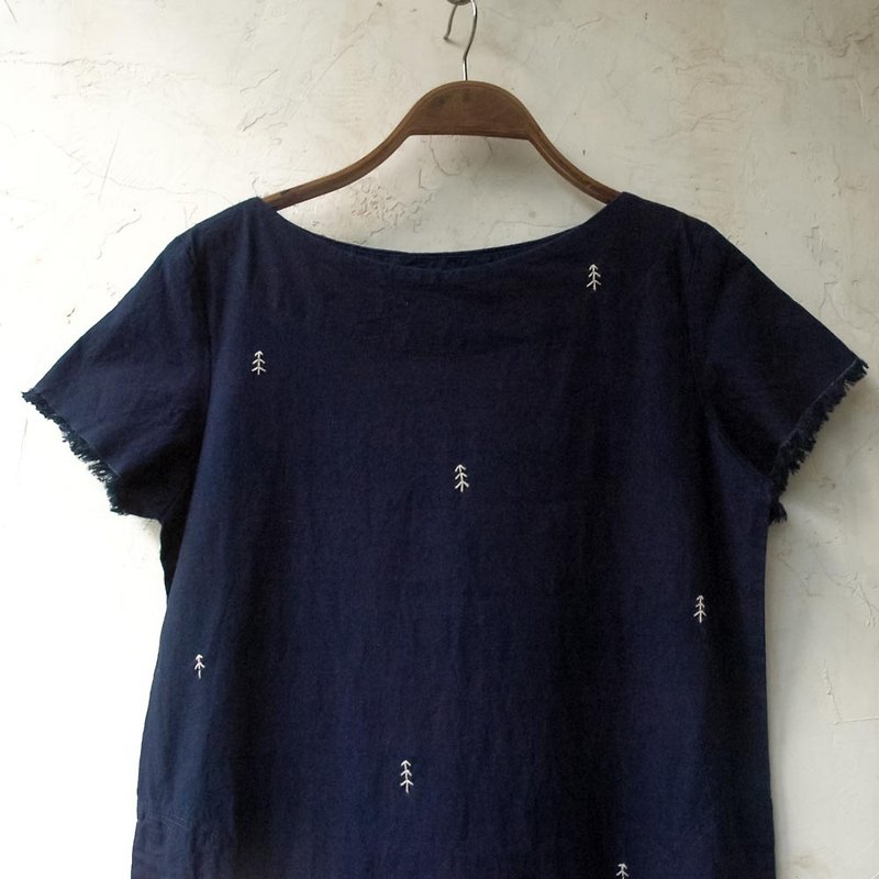 Blue Pine Tree | indigo dyed thick cotton | Dress - ชุดเดรส - ผ้าฝ้าย/ผ้าลินิน สีน้ำเงิน