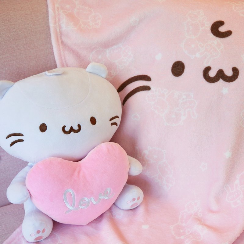 Maji Love, Majimeow Pillow and Throw 2 piece sets (Limited Edition) - Blankets & Throws - Other Materials White