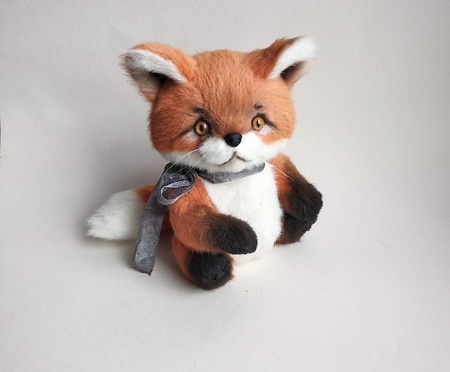 Realistic plush toy Red Fox - Shop MoonFoxToys Stuffed Dolls & Figurines -  Pinkoi