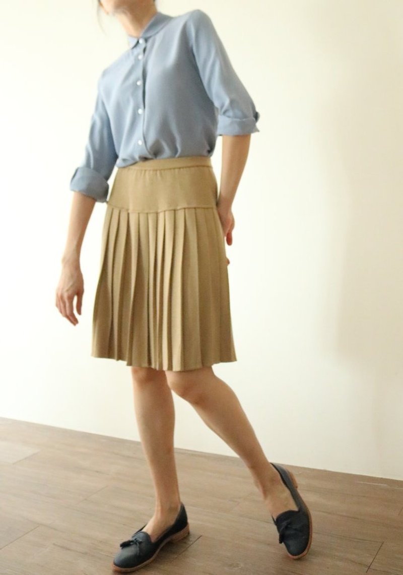 Hitomi Skirt {Vintage} - Skirts - Wool Khaki