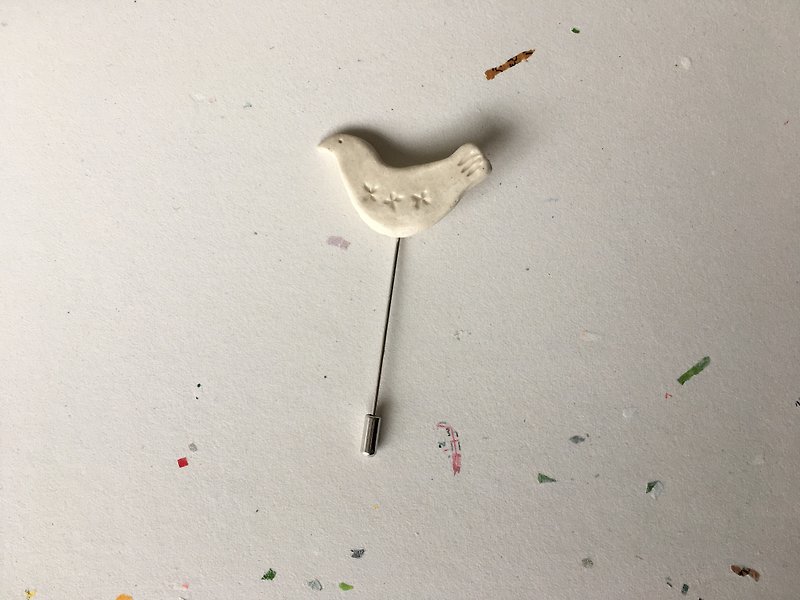 Ceramic Bird Tie Pin - Brooches - Pottery White