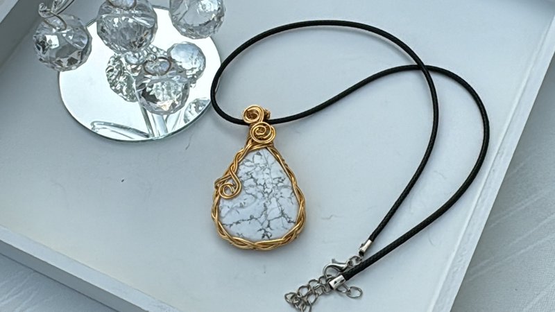 230636 wire wrapping 白松石 銅線 繞線 吊墮 - 項鍊 - 銅/黃銅 白色