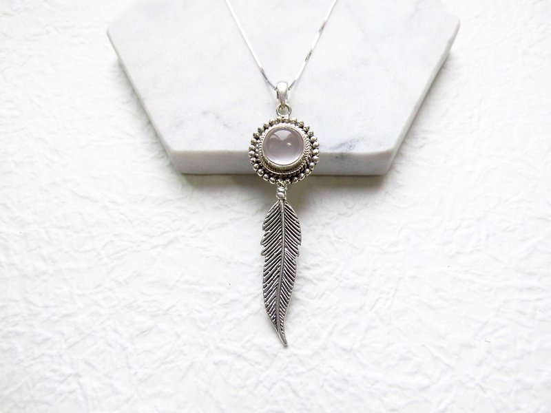 Star Rose Quartz QUARTZ feather necklace 925 sterling silver inlaid hand-made in Nepal - สร้อยคอ - เครื่องเพชรพลอย สึชมพู