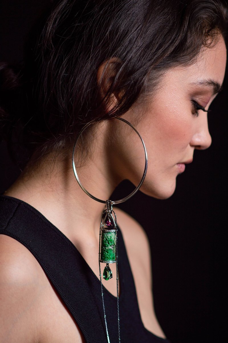 Door knocker Carved Green Jadeite Jade Hoop Earring - 耳環/耳夾/耳骨夾 - 玉石 綠色