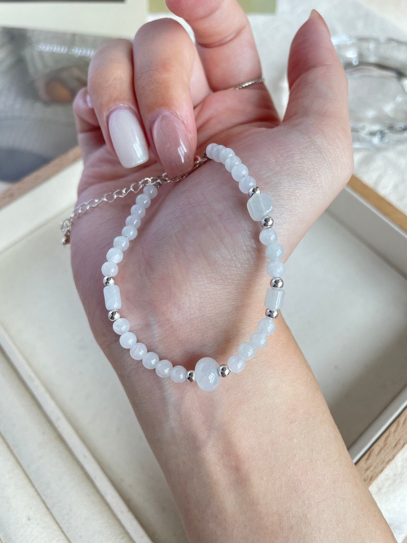 White Moonlight Natural Burmese Grade A Jadeite Bracelet - สร้อยข้อมือ - หยก 