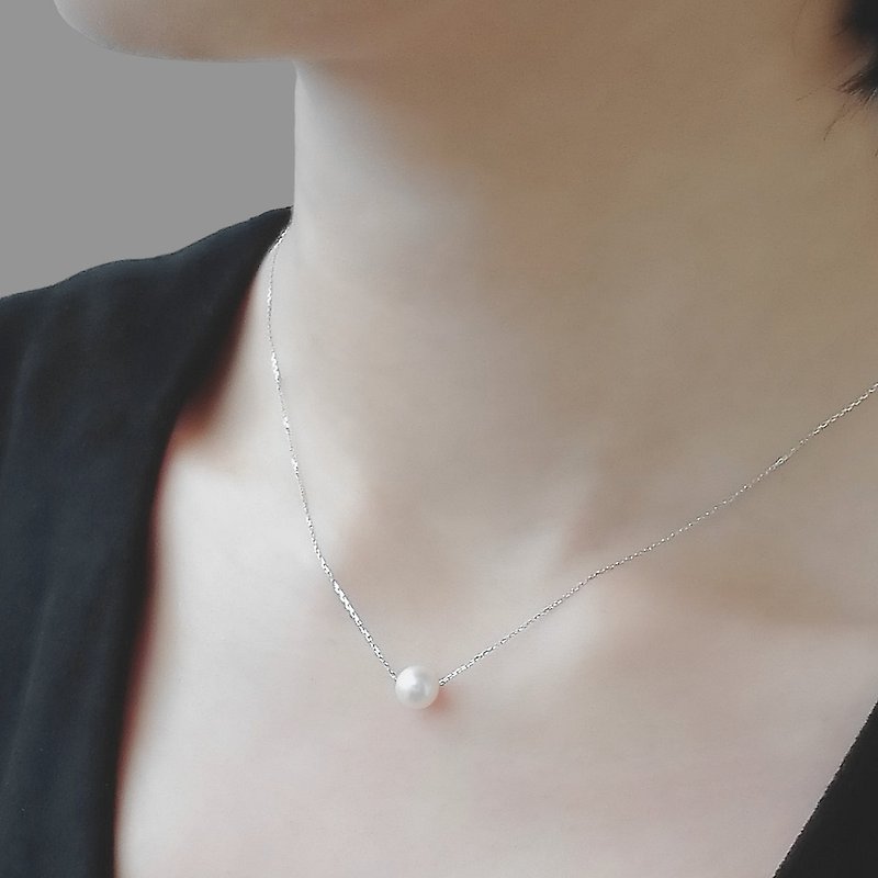 Floating Akoya Pearl 6.5mm 18K White / Yellow Solid Gold Dainty Necklace - สร้อยคอ - ไข่มุก สีเงิน