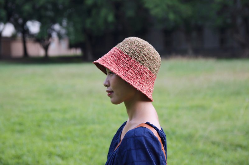 編織雙色寬簷漁夫帽-抹綠朱紅 - 帽子 - 棉．麻 橘色