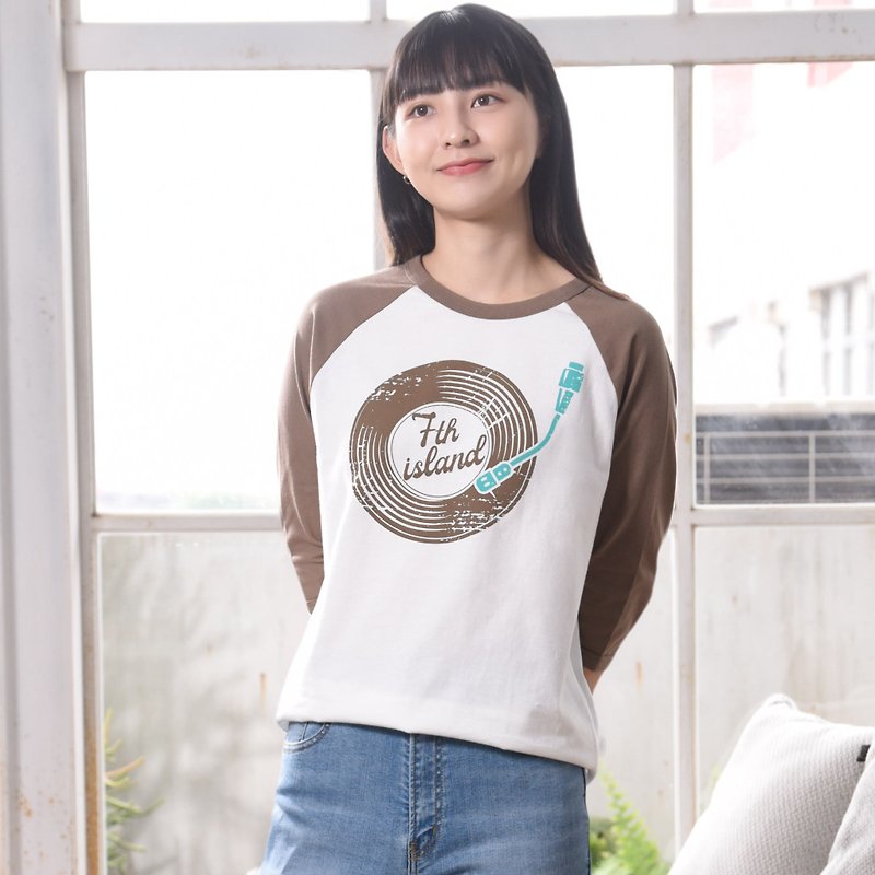 【Baseball Tee—Cocoa Brown】Ultra Soft Cottony ‧ Retro Groove design - เสื้อผู้หญิง - ผ้าฝ้าย/ผ้าลินิน 
