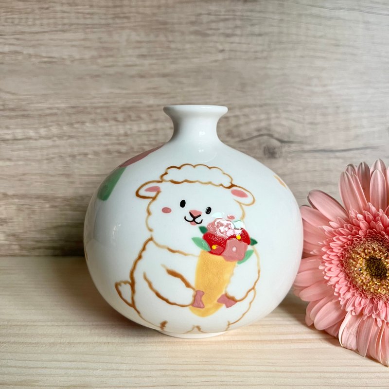 A Lu 笑咪咪圓滾滾 羊咩咩陶花瓶/禮物 母親節 原創手繪 僅此一件 - 花瓶/花器 - 陶 多色