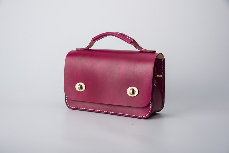 [Cutting line] Small eyes handmade leather small briefcase female bag shoulder messenger bag small square bag clutch - กระเป๋าคลัทช์ - หนังแท้ สีแดง