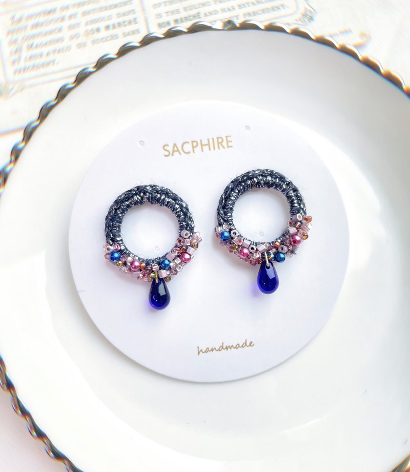 Crocheted glass drop hoop earrings, dreamy, whimsical , Gemstone, classic temperament - ต่างหู - วัสดุอื่นๆ สีน้ำเงิน