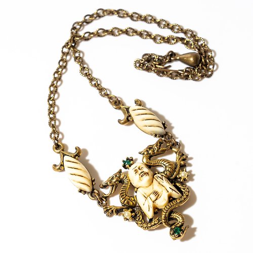 panic-art-market 60s USA Selini Vintage buddha & dragon Unsigned necklace by Selro