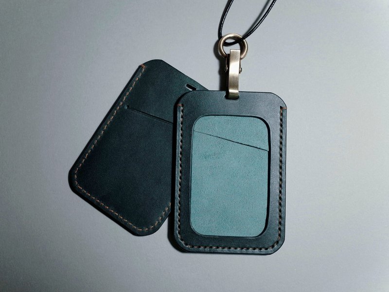 Leather ID Card Holder / ID Badge Card / Badge H (11 colors / engraving service) - ที่ใส่บัตรคล้องคอ - หนังแท้ สีเขียว