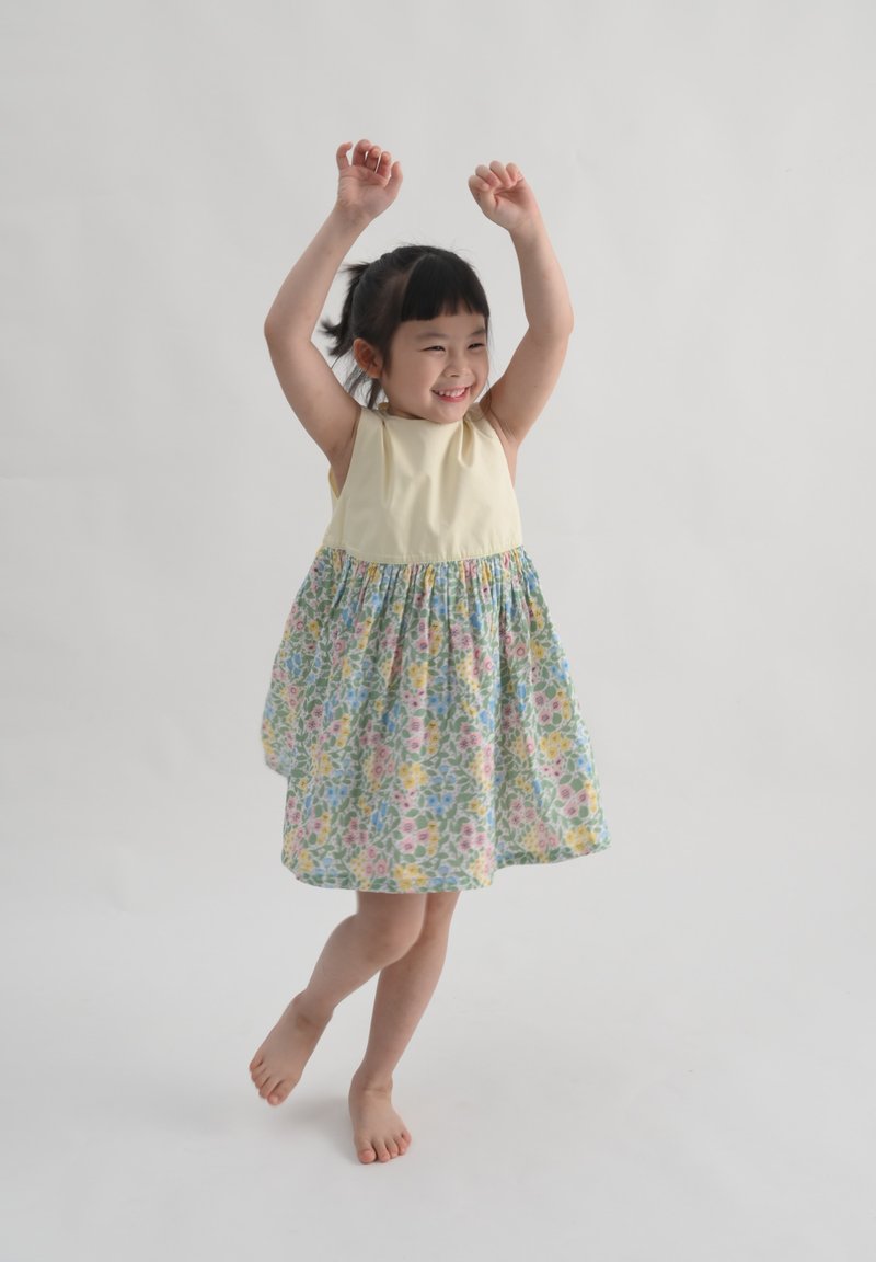 Made in Japan Fabric Made in Taiwan Suika Kanters Dress - กระโปรง - ผ้าฝ้าย/ผ้าลินิน 