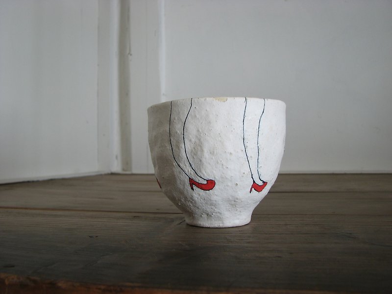 赤いシリーズ　カフェオレボール - マグカップ - 陶器 ホワイト