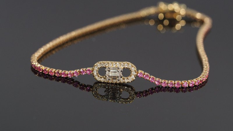 18K金鑽石粉紅石寶手鏈 Diamond Clip and Pink Sapphire Bracel - 手鍊/手環 - 貴金屬 