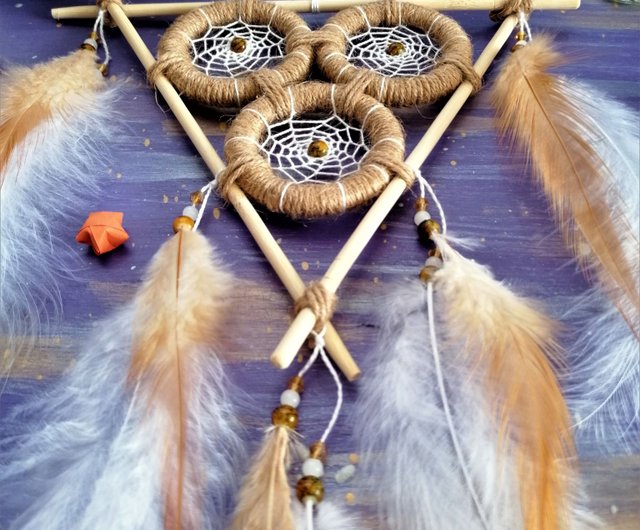 Beige dreamcatcher kit Feather wall hanging Shamanic amulet Bedroom boho  decor - Shop Purr Purple Dreams Wall Décor - Pinkoi