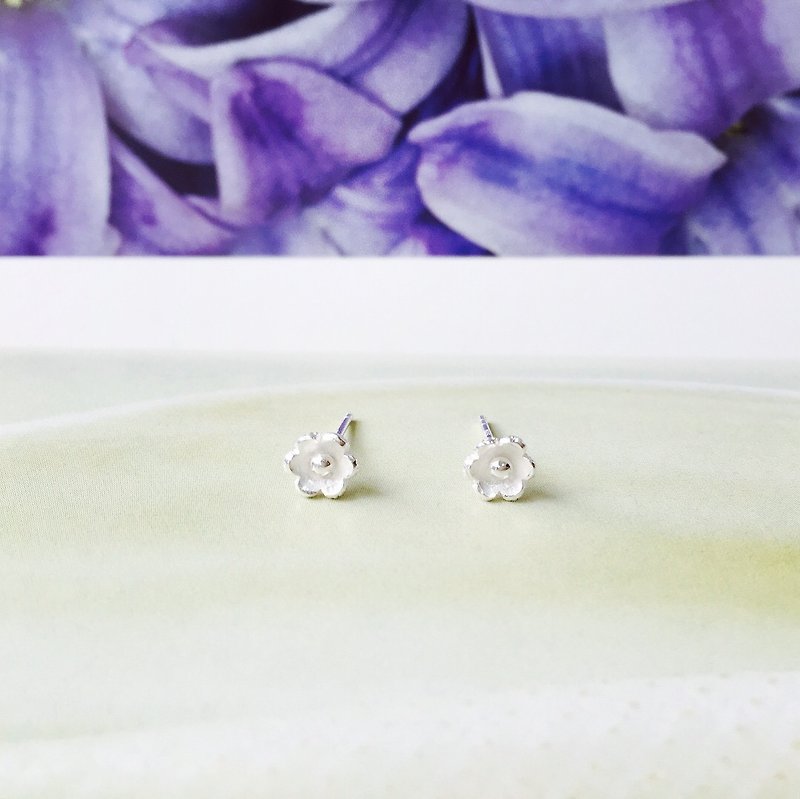 925 Sterling Silver / Flower Series-Evening Primrose Ear Pins - Earrings & Clip-ons - Sterling Silver White
