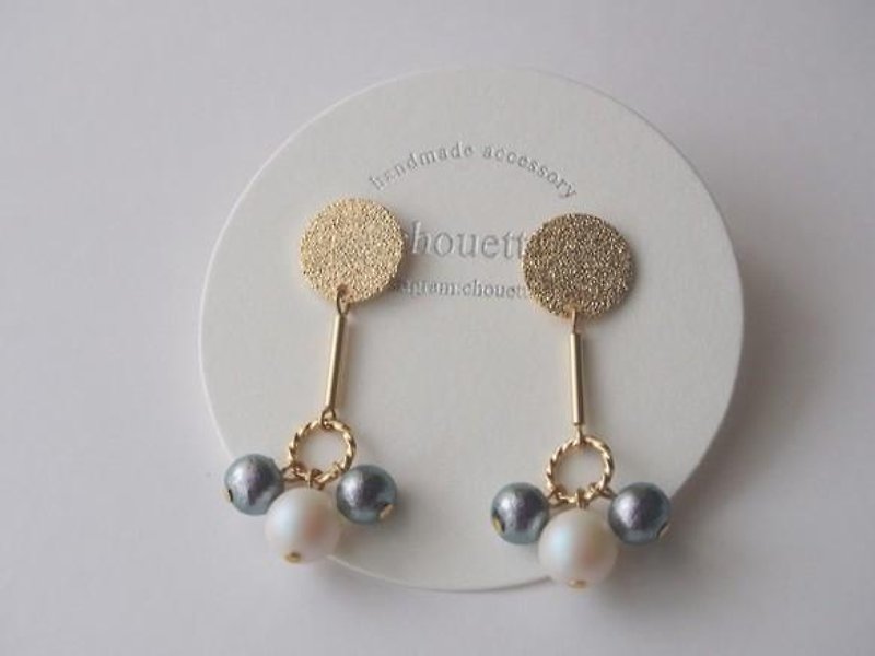 【14kgf】 Gold Plated Cotton Pearl Earrings - ต่างหู - โลหะ 