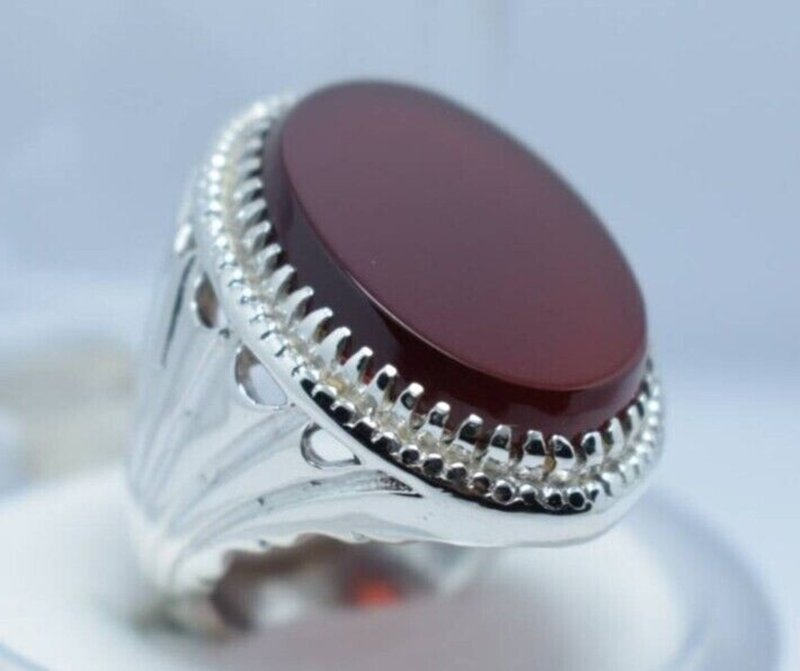 Mens Brown red Aqeeq Ring Yemeni Aqeeq Ring for Men Mens Yameni akik Ring - แหวนทั่วไป - เครื่องเพชรพลอย สีแดง