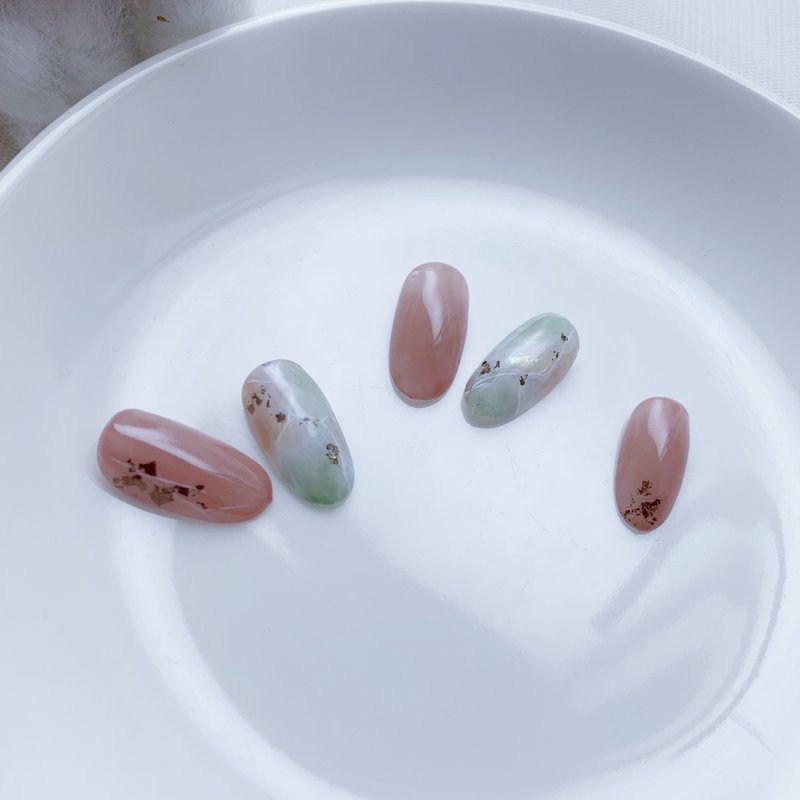 清新綠色小礦石 指甲貼片/凝膠指甲/訂製美甲貼片 NA 14 - 指甲油/指甲貼 - 其他材質 綠色