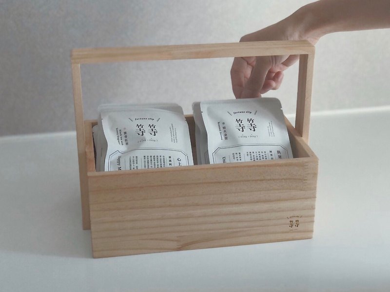 Wooden tea box / tea basket / portable tea stand / pine - ชั้นวาง/ตะกร้า - ไม้ สีกากี