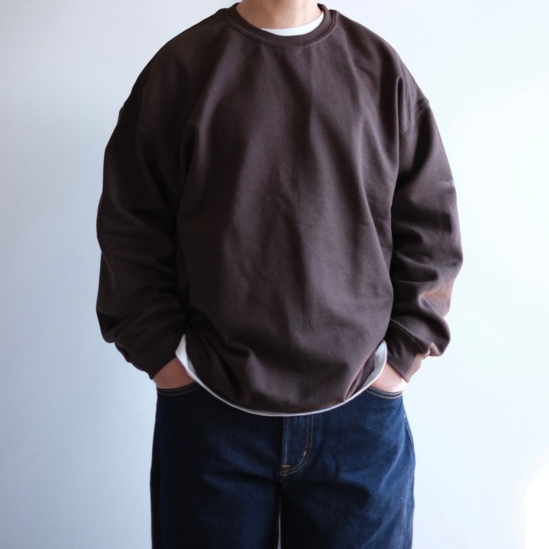 big silhouette  sweatshirt / brown / hand embroidery / unisex - 帽T/大學T - 棉．麻 咖啡色