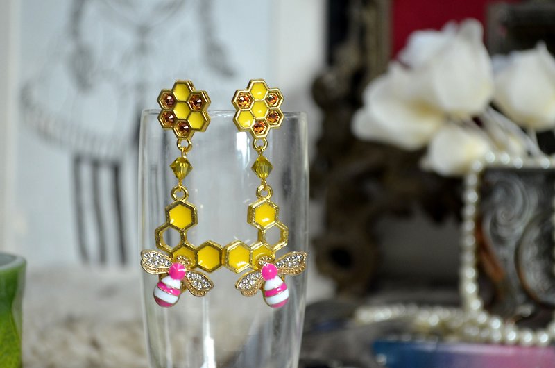 Pink bee nest nectar earrings - Earrings & Clip-ons - Other Materials Yellow