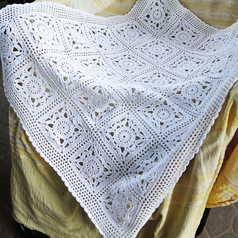 嬰兒毯 White lace crochet baby blanket Cotton knitted crib blanket for newborn - 彌月禮盒 - 棉．麻 白色
