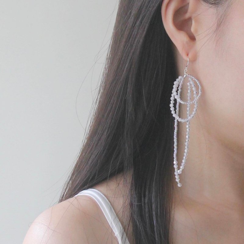 Snowmelt Stone Tassel 925 Sterling Silver Earrings and Clip-On - ต่างหู - คริสตัล สีเงิน