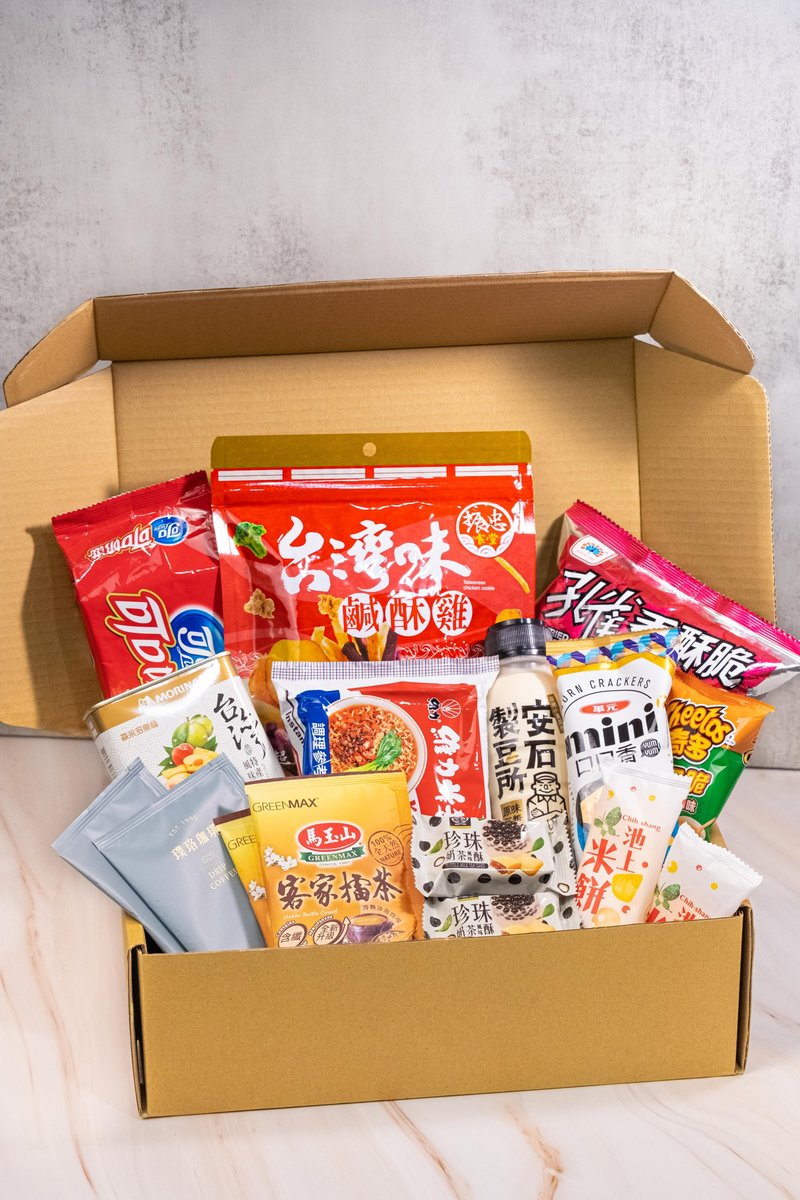 【HAPPY 2025】台灣特色零食箱 | 精選風味 - 零食/點心 - 新鮮食材 多色