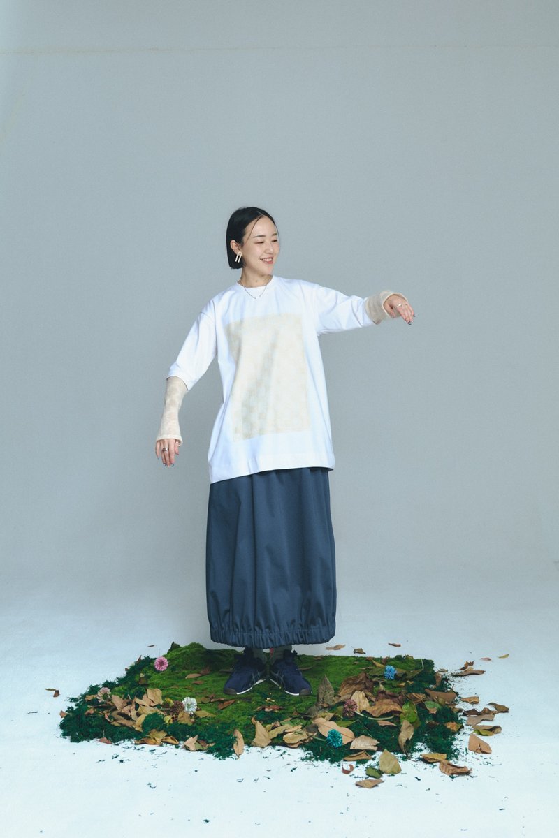 光澤感深藍色花苞裙 - 裙子/長裙 - 其他材質 藍色