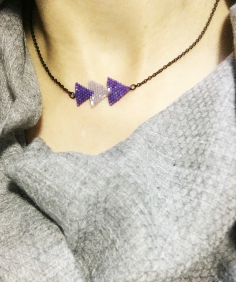 小三角紫色頸鏈 Mini Purple Triangle Necklace (N1607JS) - 頸鏈 - 其他材質 紫色