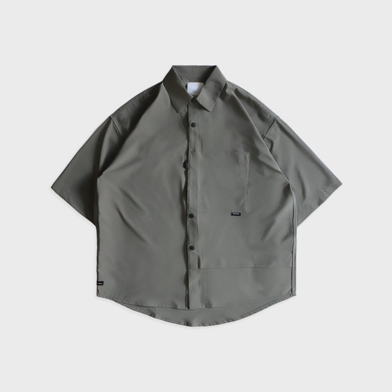 DYCTEAM - Patch pocket shirt (gray green) - Men's T-Shirts & Tops - Other Materials Green