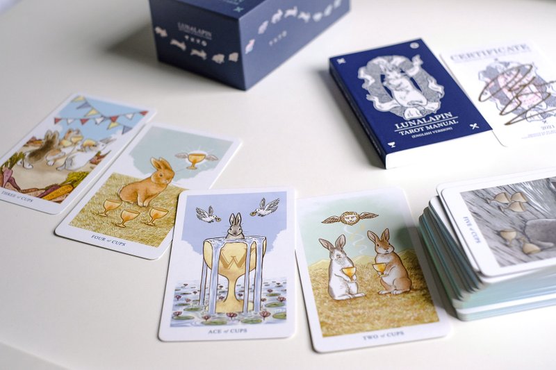 LUNALAPIN Tarot Moon Rabbit Tarot I 100 tarot cards and oracle cards - การ์ด/โปสการ์ด - กระดาษ 