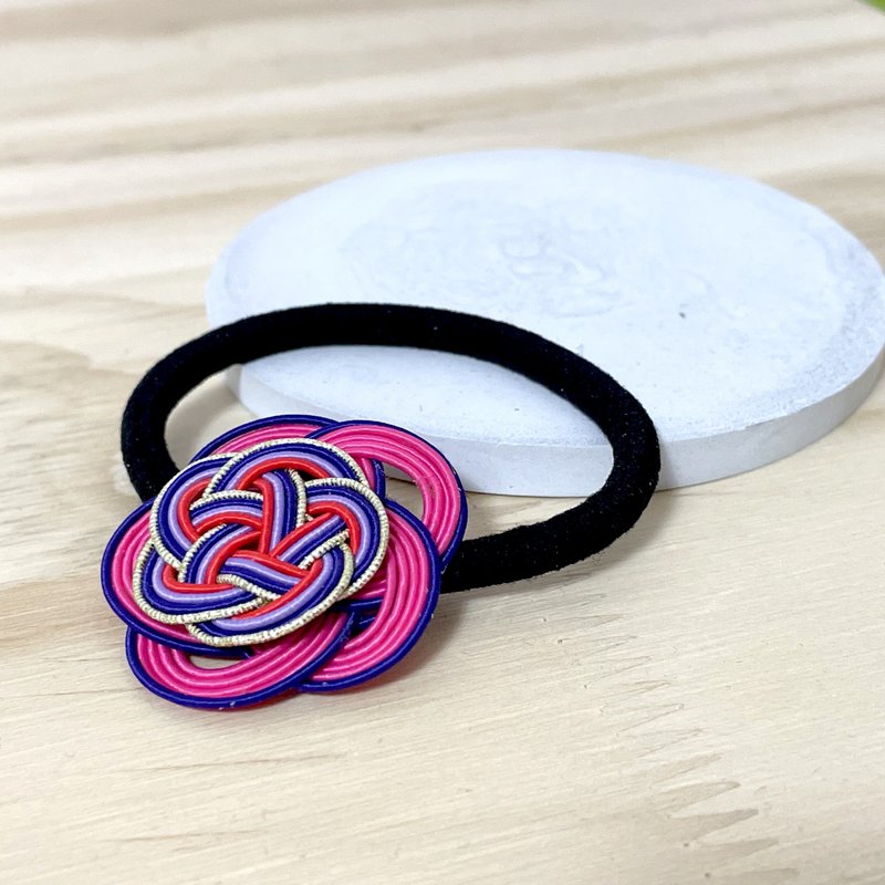 Mizuhiki Pin Navy blue and Purple Stripe line Pin Lapel Pin woman Lapel Pin Men - เครื่องประดับผม - ผ้าไหม สีแดง