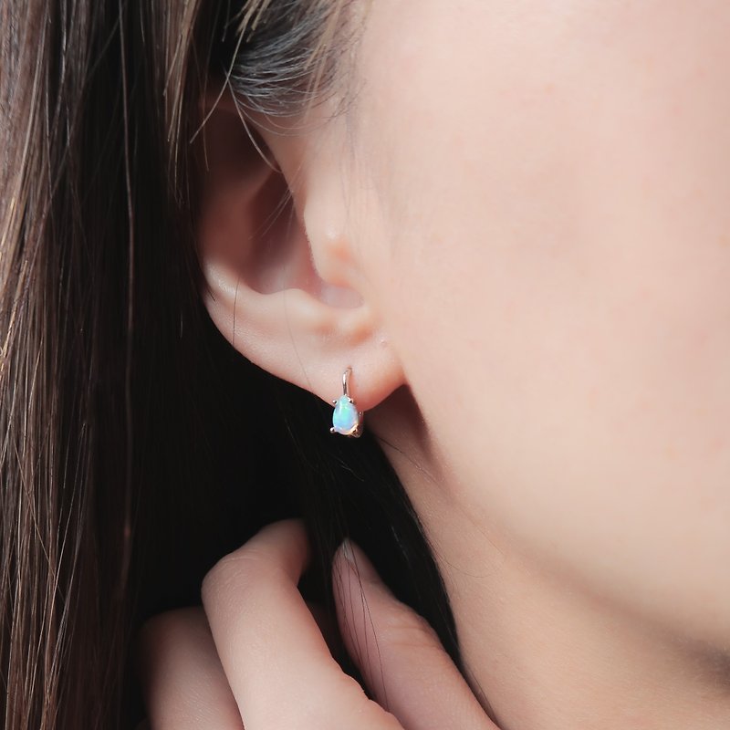 / Looking Back/ Opal Opal 925 Sterling Silver Handmade Natural Stone Earrings - ต่างหู - เงินแท้ สีน้ำเงิน