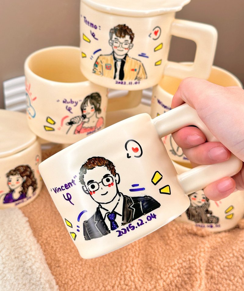 【客製化禮物】手繪Q版人像 馬克杯 情侶對杯 盤子套裝 生日禮物 - 咖啡杯/馬克杯 - 陶 