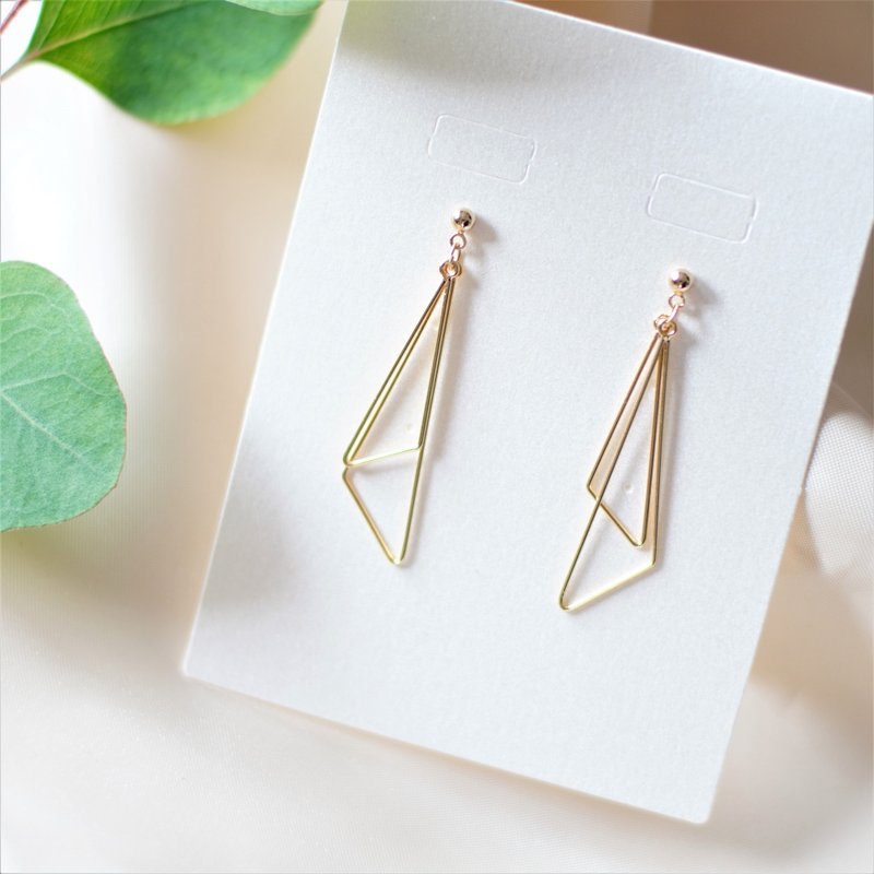 羽根 * 14kgf   高品質　ゴールド　ピアス　イヤリング - 耳環/耳夾/耳骨夾 - 其他金屬 金色