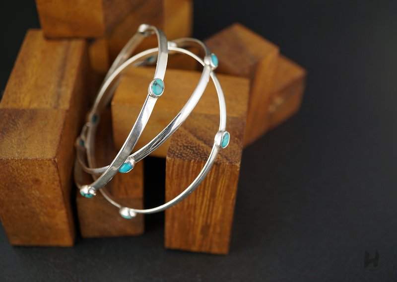 Gemstone Bracelets Blue - Minimal Natural Tibetan blue Turquoise Minimal sterling silver bangles