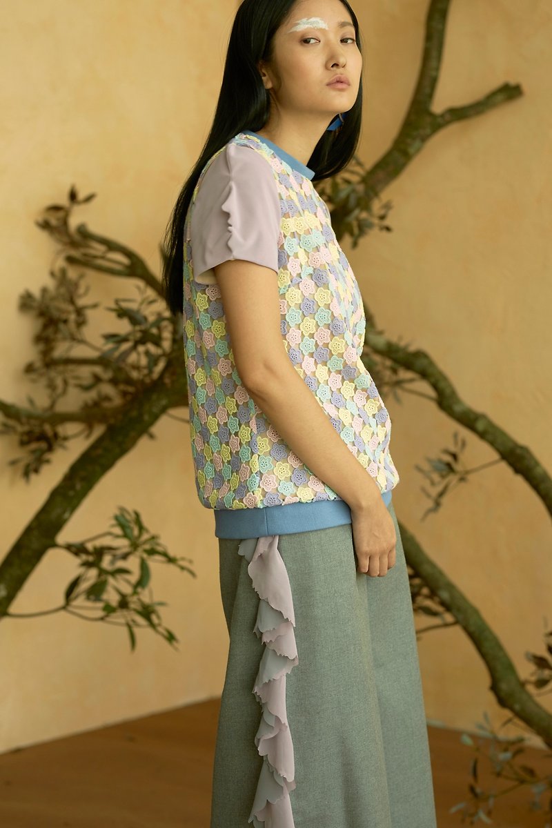 GELÉE water-soluble lace stitching suede open-shoulder short-sleeved top - เสื้อผู้หญิง - ผ้าฝ้าย/ผ้าลินิน หลากหลายสี