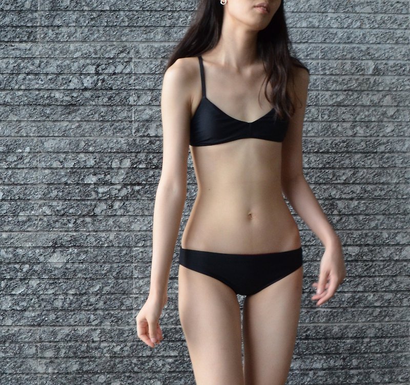 Emma Top - Black - XS - 泳衣/比基尼 - 聚酯纖維 黑色