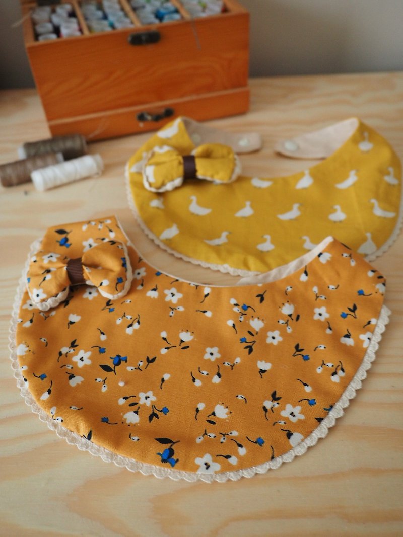 Handmade Baby Bib hairclip babyshower gift set - ผ้ากันเปื้อน - ผ้าฝ้าย/ผ้าลินิน สีส้ม