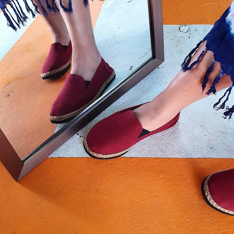 รองเท้าผ้าแคนวาสสีแดง - รองเท้าลำลองผู้หญิง - ผ้าฝ้าย/ผ้าลินิน สีแดง